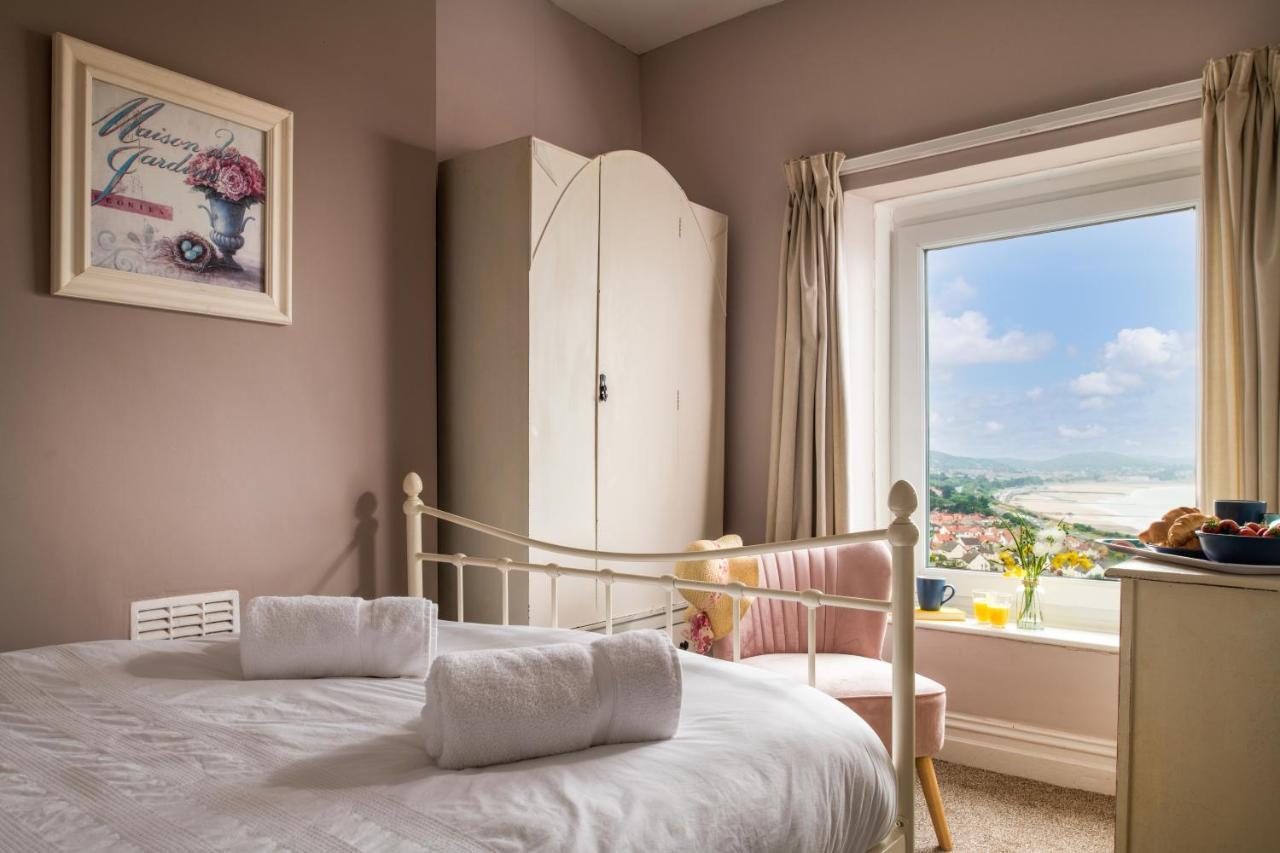 Windy Ridge Terrace With Beautiful Sea Views, North Wales Coast Vila Old Colwyn Exterior foto